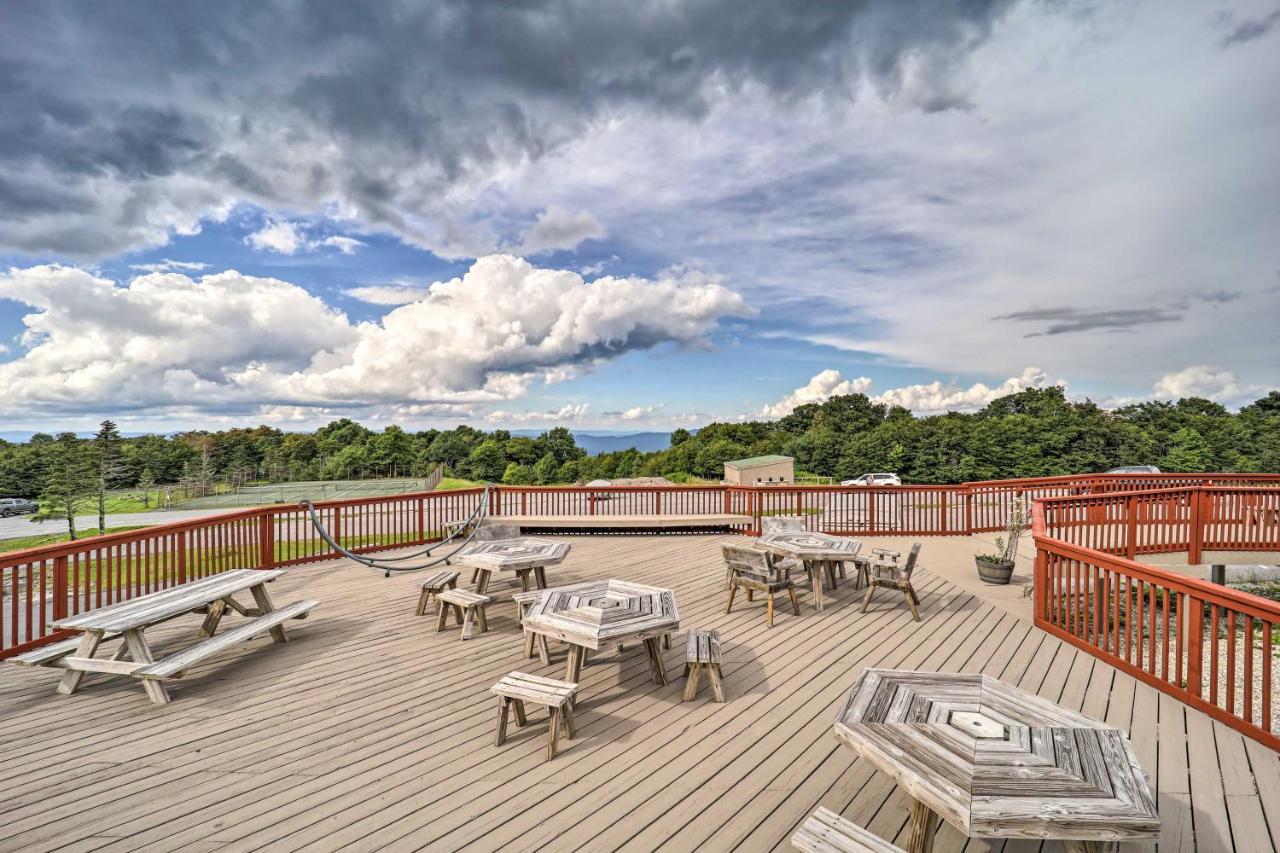 Beech Mountain Condo Near Hiking And Mountain Biking Exterior photo